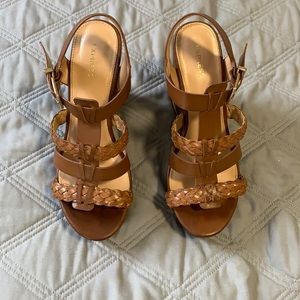 Express Wedges, size 7